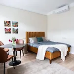 At Center Apartment *