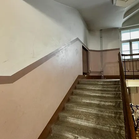 At Center 塔尔图
