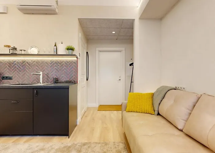 Apartment At Center *